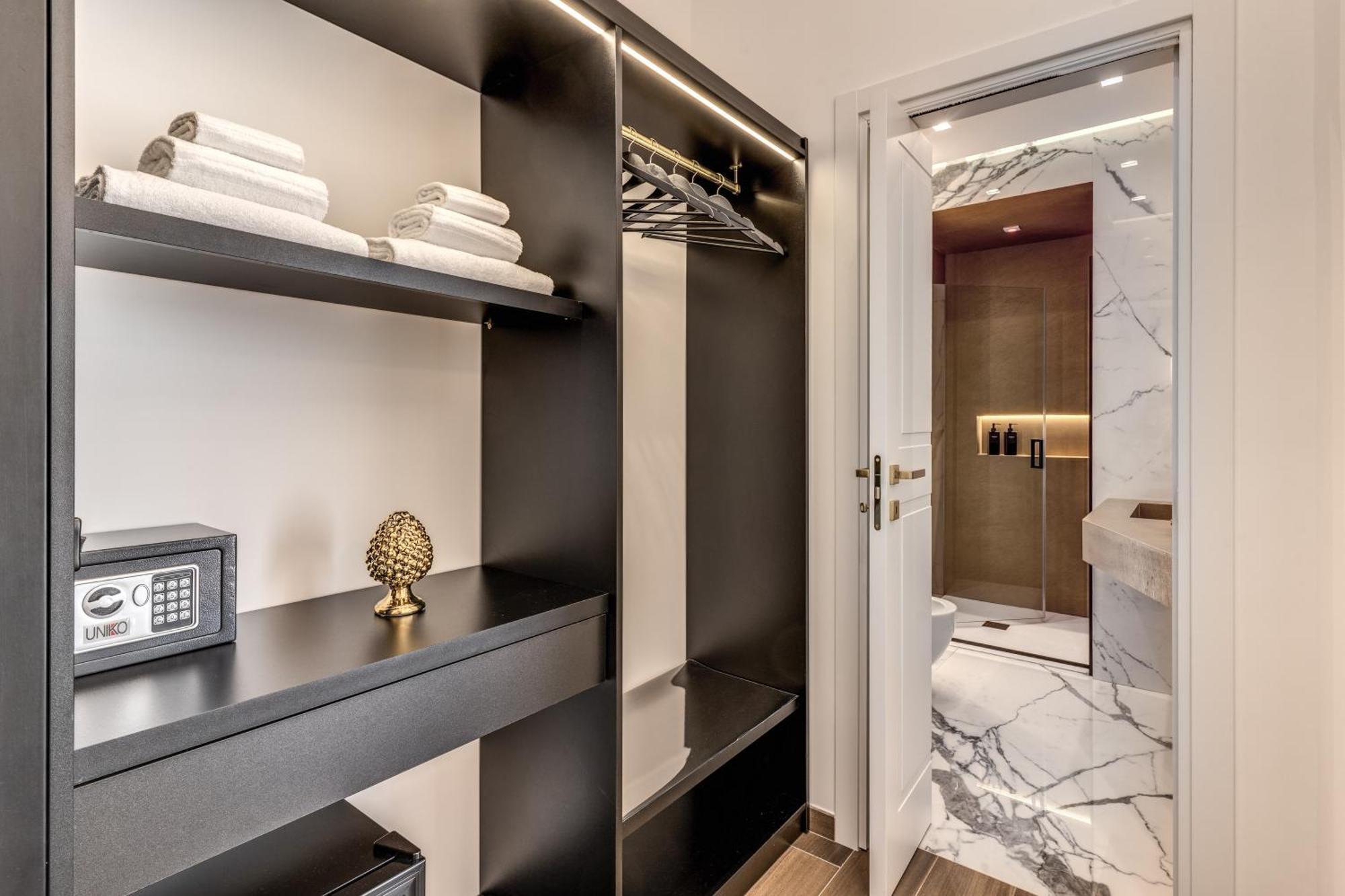 Atarooms Suites Napoli Eksteriør billede